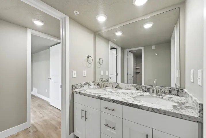 1032 E 400 S #301b, Salt Lake City, Utah 84102