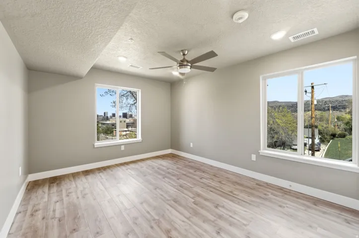 1032 E 400 S #301b, Salt Lake City, Utah 84102