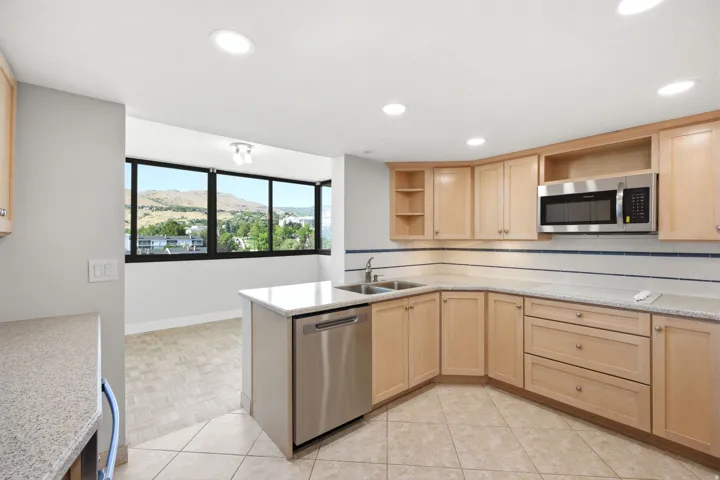 Kitchen with space for a kitchen table.