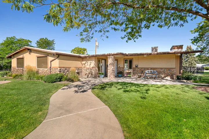 296 E Vagabond Ave #101, Murray, Utah 84107