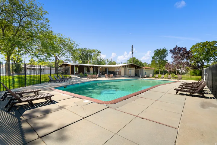 296 E Vagabond Ave #101, Murray, Utah 84107