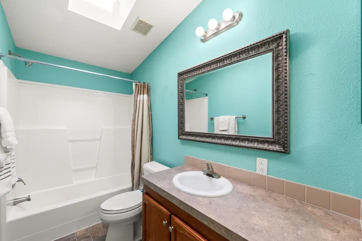 296 E Vagabond Ave #101, Murray, Utah 84107