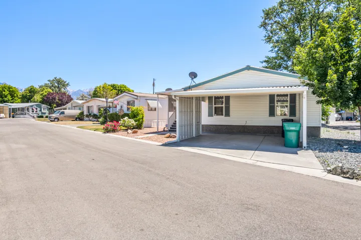 296 E Vagabond Ave #101, Murray, Utah 84107