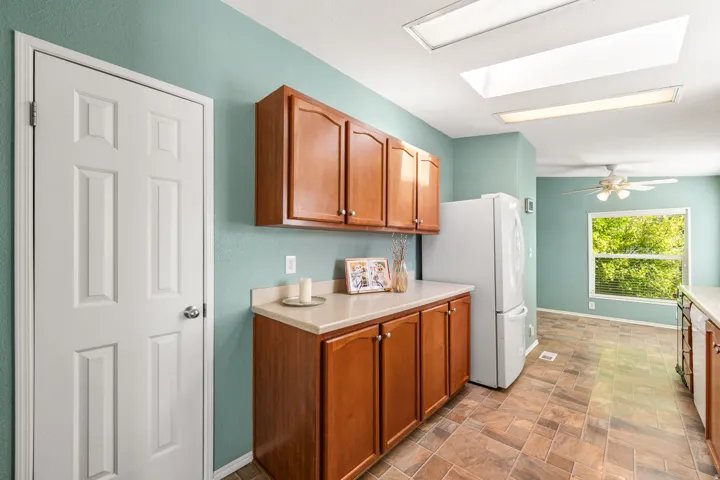 296 E Vagabond Ave #101, Murray, Utah 84107