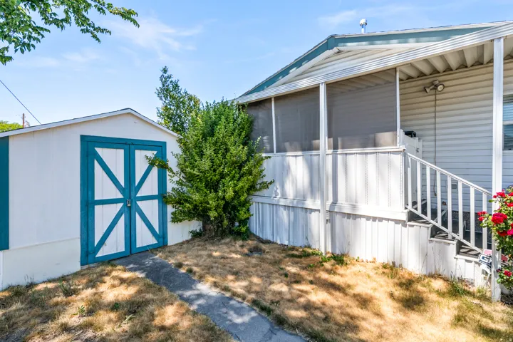 296 E Vagabond Ave #101, Murray, Utah 84107