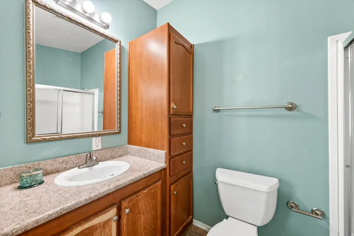 296 E Vagabond Ave #101, Murray, Utah 84107