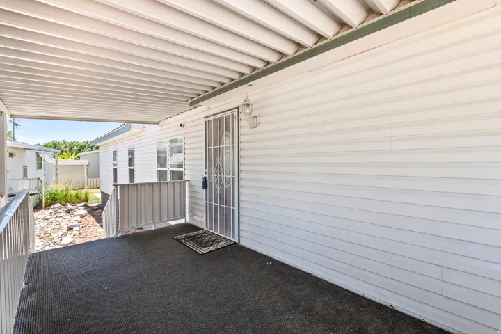 296 E Vagabond Ave #101, Murray, Utah 84107