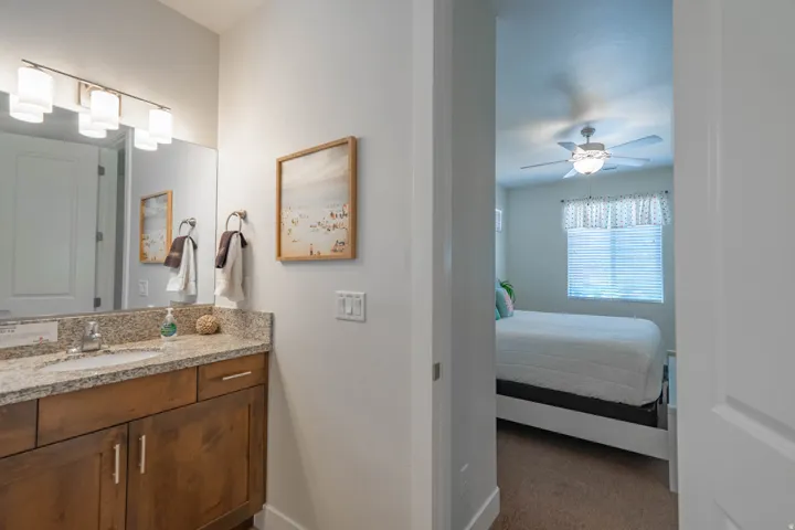 3837 W Lazy River Cir #110, Santa Clara, Utah 84765
