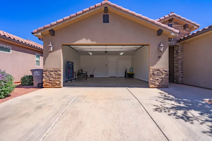 3837 W Lazy River Cir #110, Santa Clara, Utah 84765