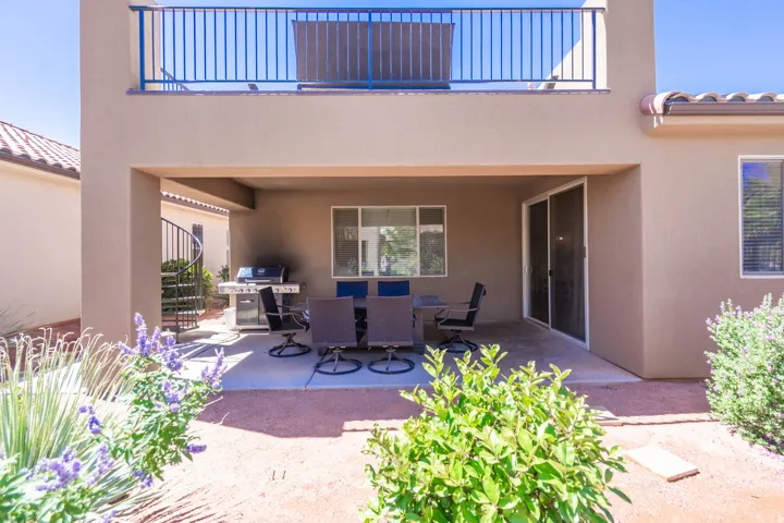 3837 W Lazy River Cir #110, Santa Clara, Utah 84765