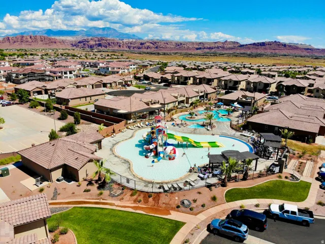 3837 W Lazy River Cir #110, Santa Clara, Utah 84765