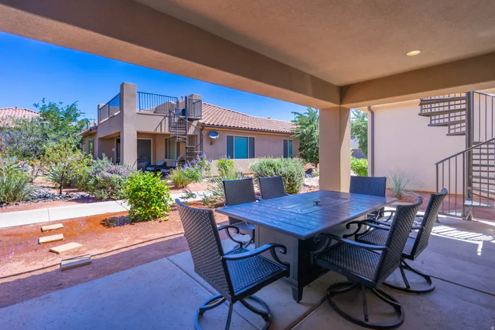 3837 W Lazy River Cir #110, Santa Clara, Utah 84765