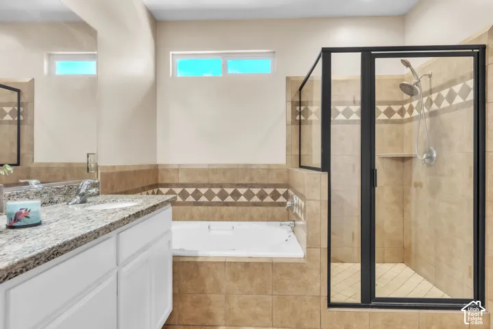 6 W Park Dr, Elk Ridge, Utah 84651