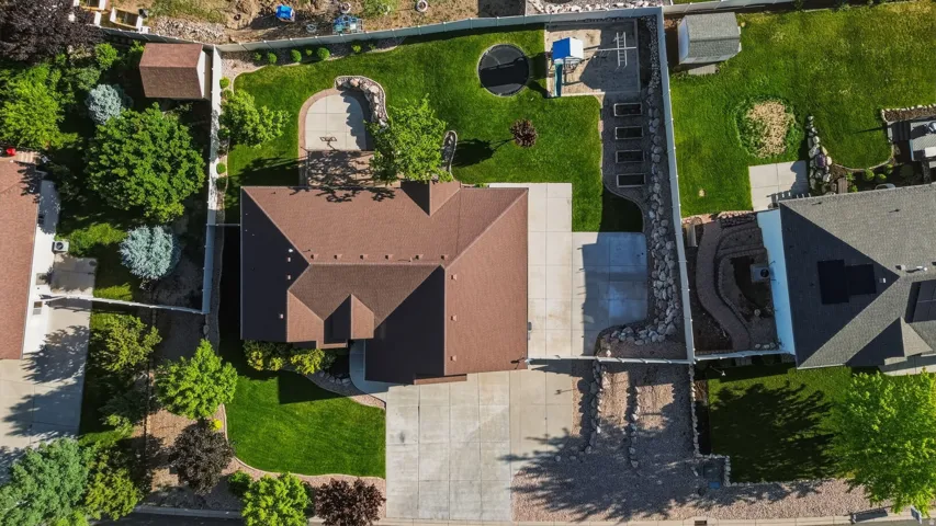 6 W Park Dr, Elk Ridge, Utah 84651