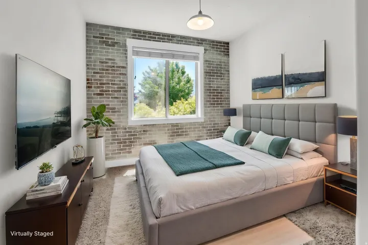 6 W Park Dr, Elk Ridge, Utah 84651