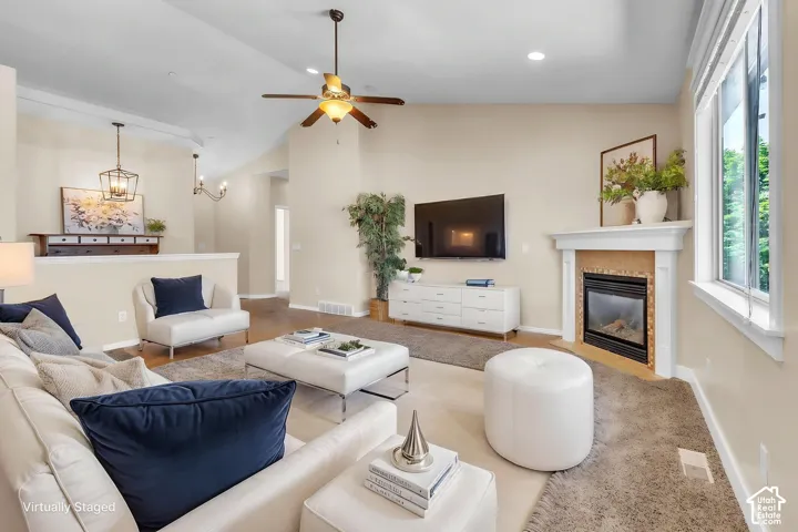 6 W Park Dr, Elk Ridge, Utah 84651