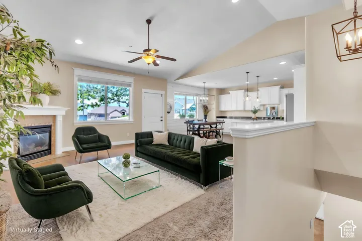 6 W Park Dr, Elk Ridge, Utah 84651