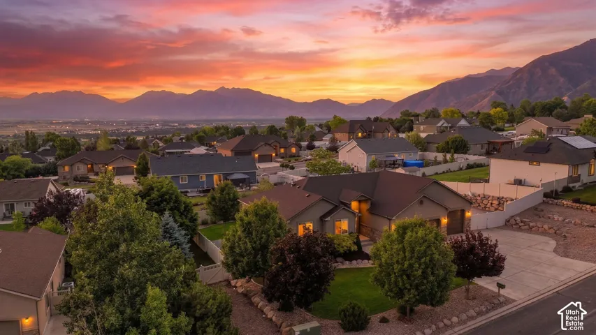 6 W Park Dr, Elk Ridge, Utah 84651