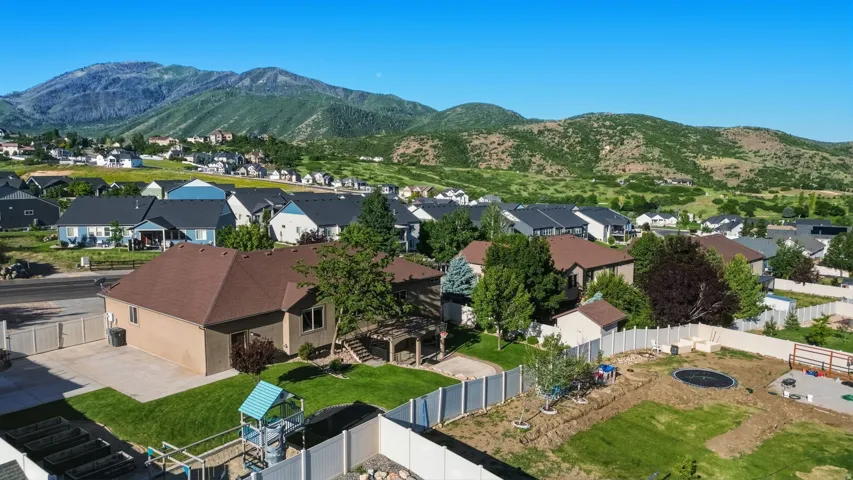 6 W Park Dr, Elk Ridge, Utah 84651