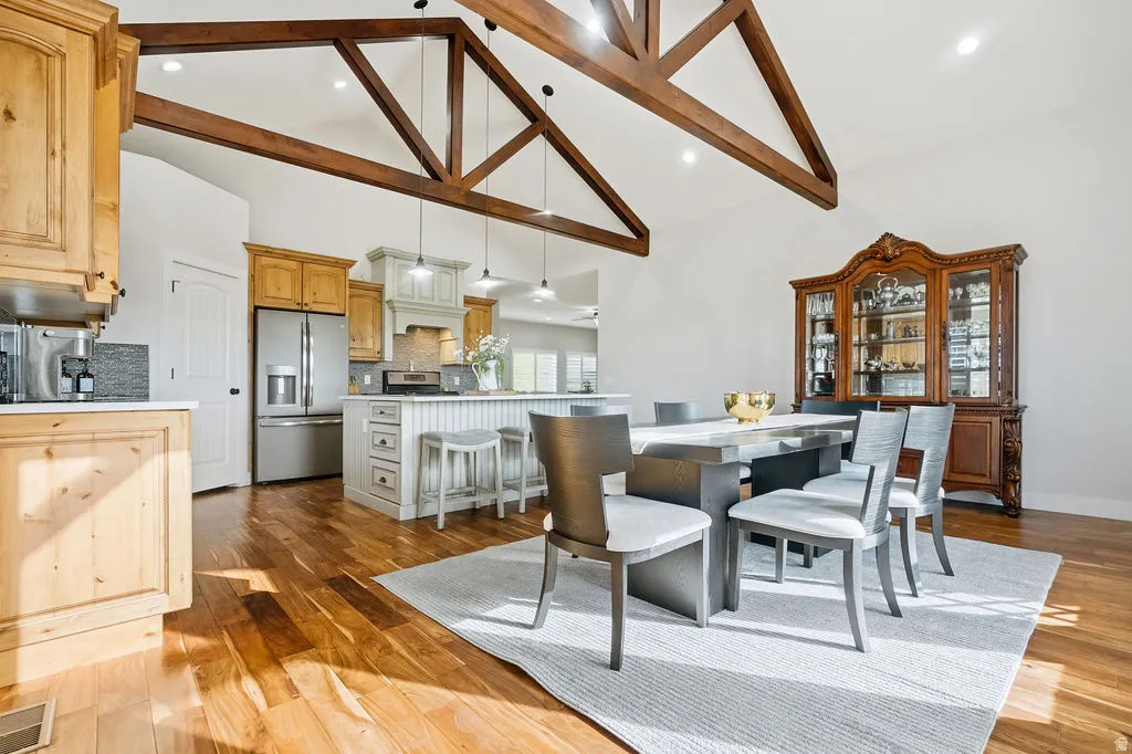 Vaulted ceiling with exposed wood beams
