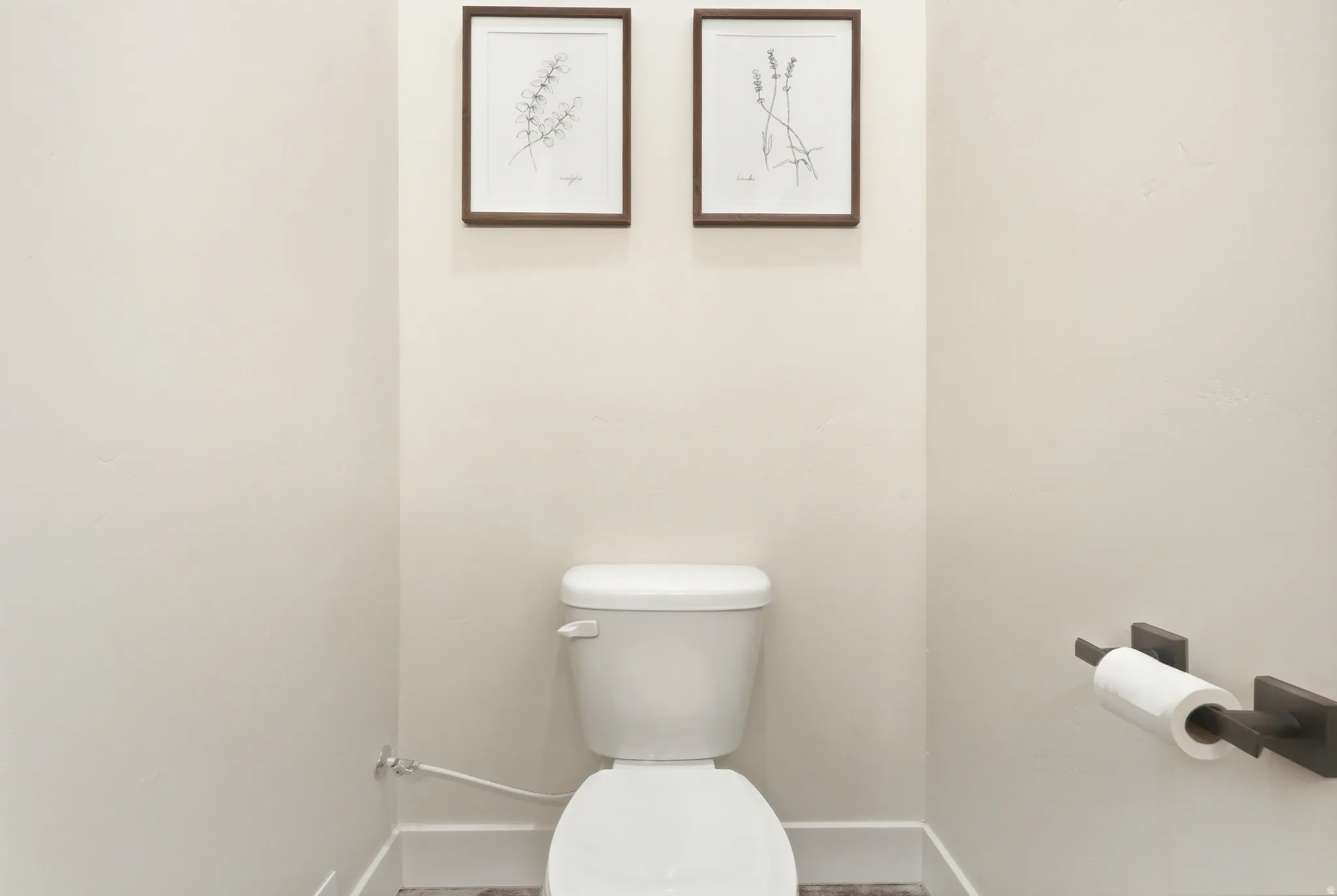 1/2 BATH!