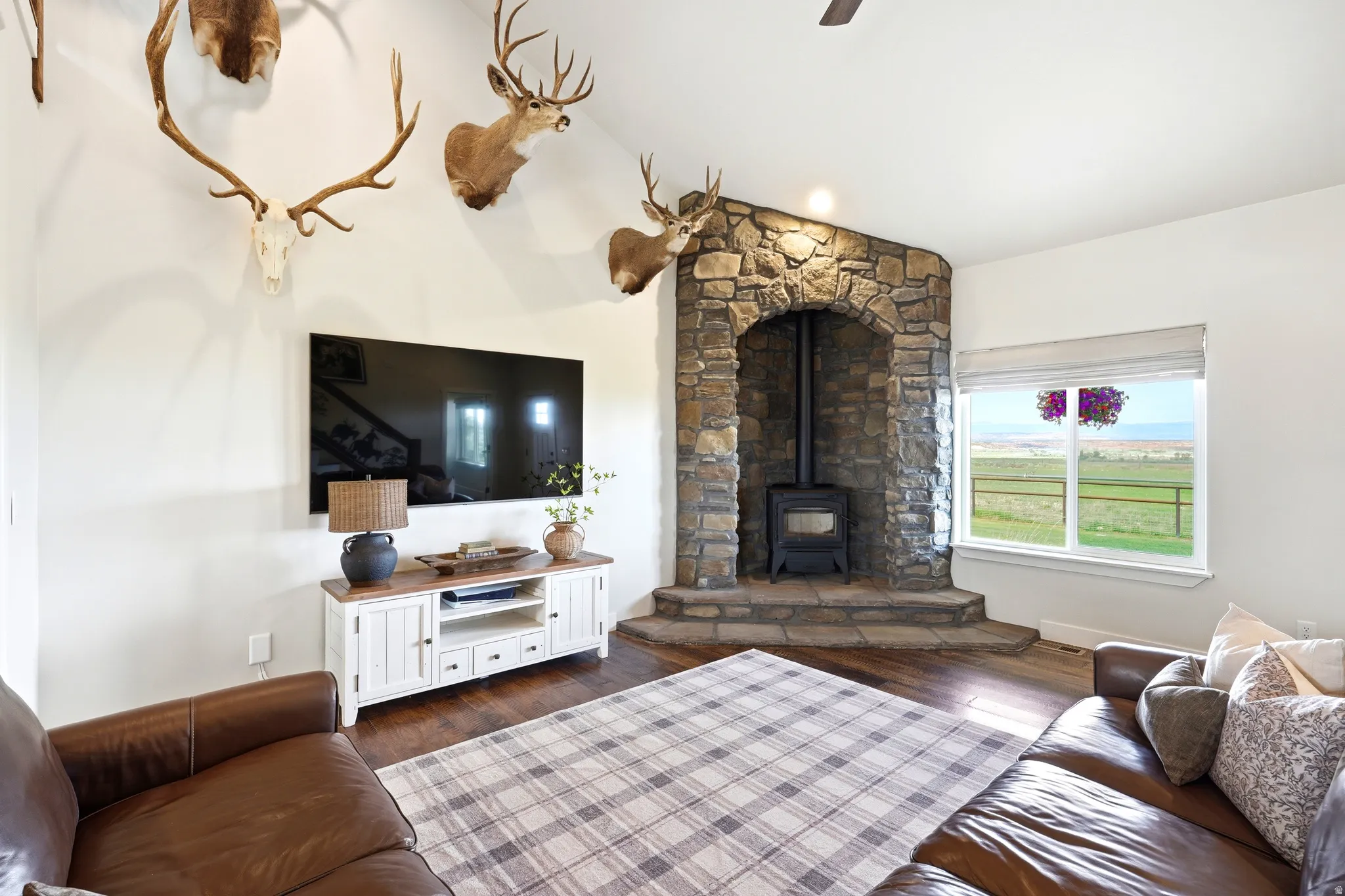WOOD BURNING STOVE WITH STONE HEARTH!
