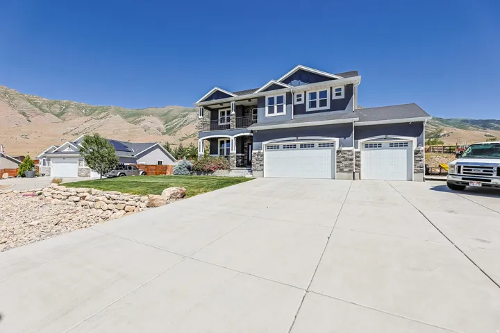 7816 Buckhorn Rd, Lake Point, Utah 84074