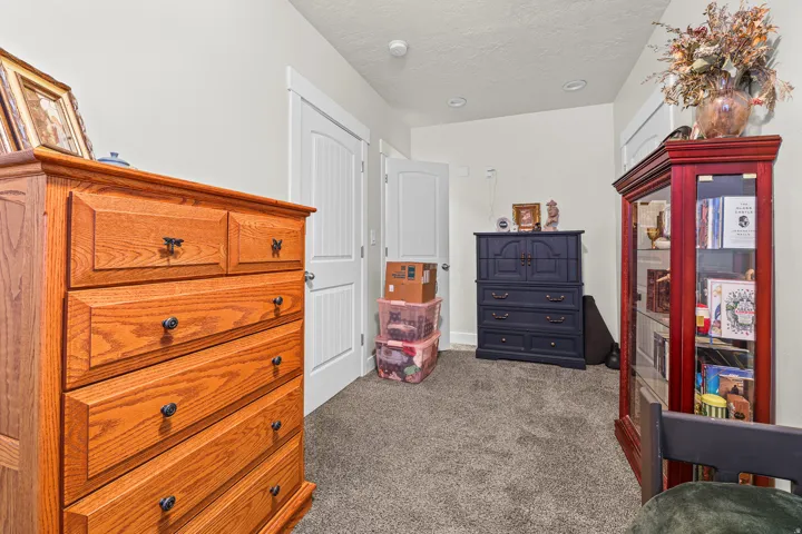 7816 Buckhorn Rd, Lake Point, Utah 84074