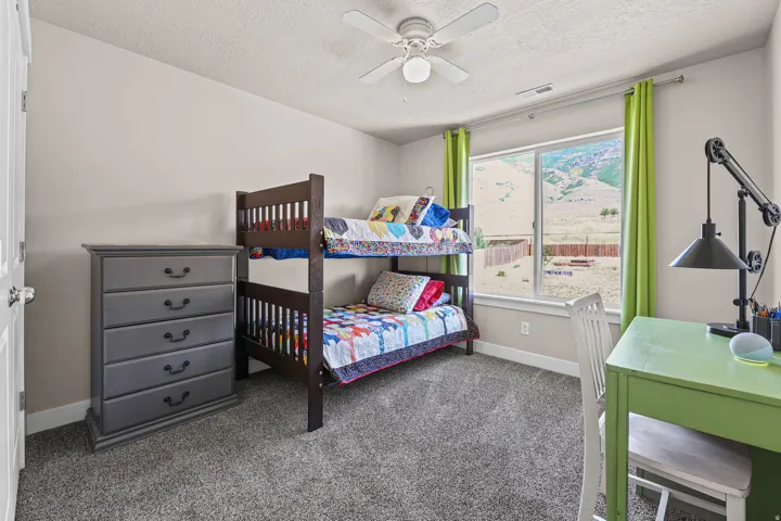 7816 Buckhorn Rd, Lake Point, Utah 84074