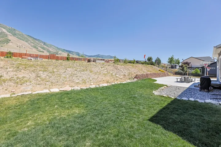 7816 Buckhorn Rd, Lake Point, Utah 84074