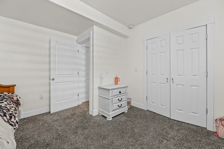 7816 Buckhorn Rd, Lake Point, Utah 84074