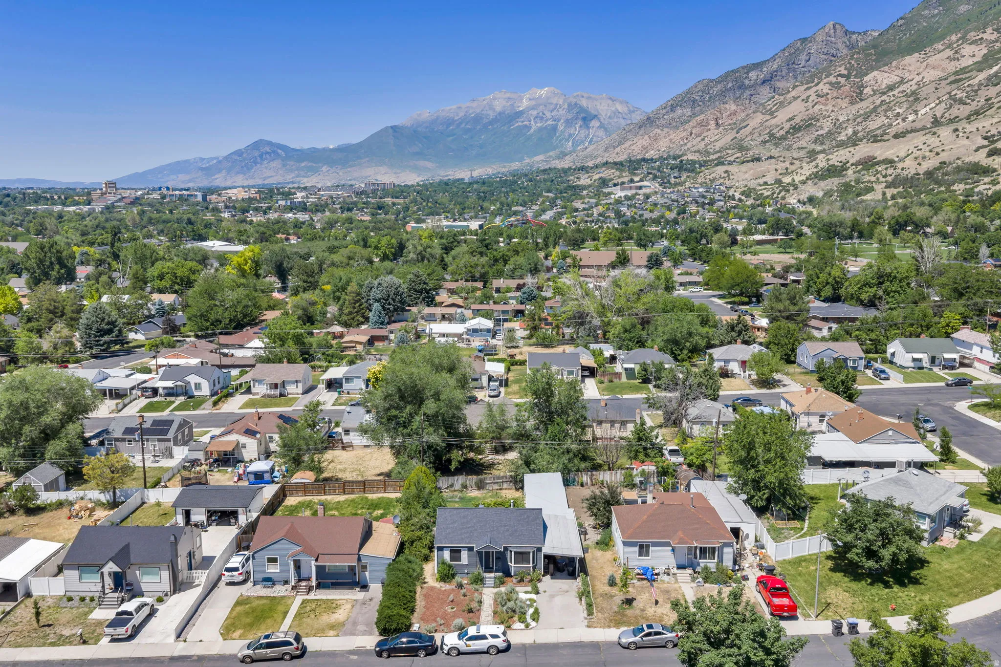 Residential neighborhood with a mountainous backdrop