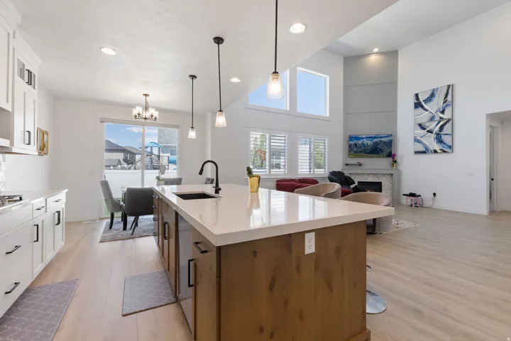 10938 S Glamis Dune Dr, South Jordan, Utah 84009