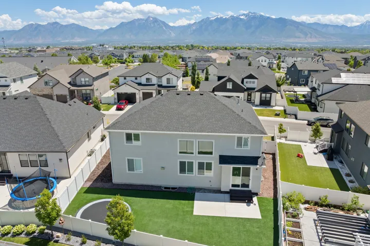 10938 S Glamis Dune Dr, South Jordan, Utah 84009