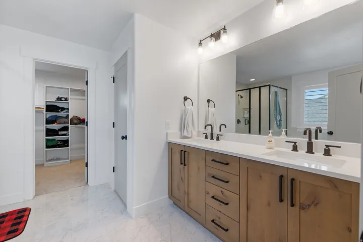 10938 S Glamis Dune Dr, South Jordan, Utah 84009