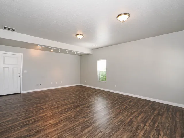 702 E 380 N, Vineyard, Utah 84058