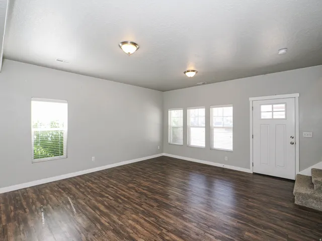 702 E 380 N, Vineyard, Utah 84058