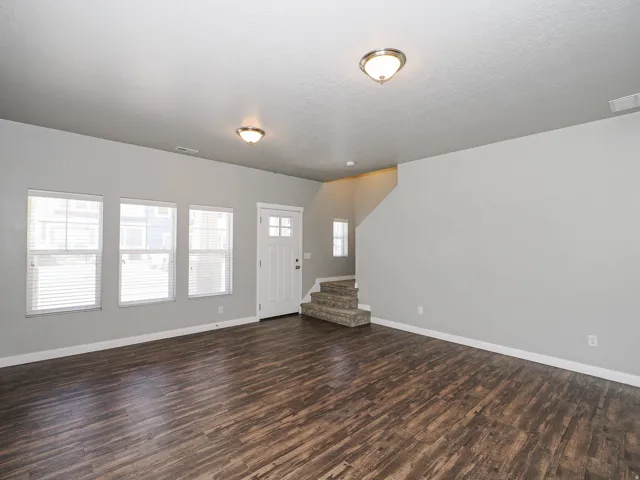 702 E 380 N, Vineyard, Utah 84058