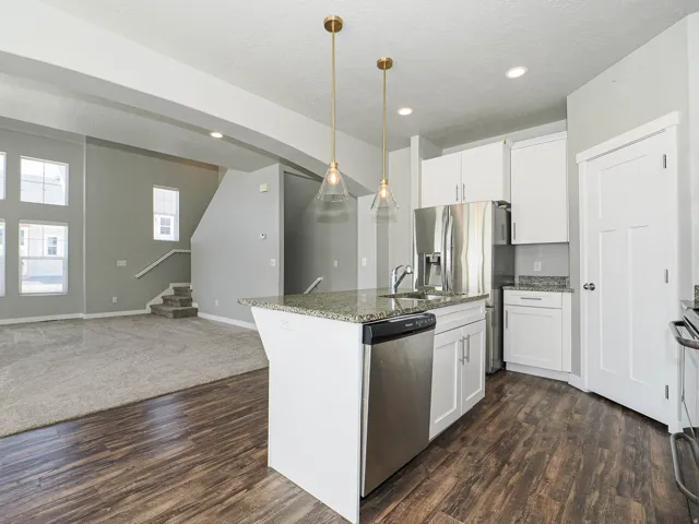 702 E 380 N, Vineyard, Utah 84058