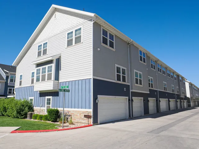 702 E 380 N, Vineyard, Utah 84058