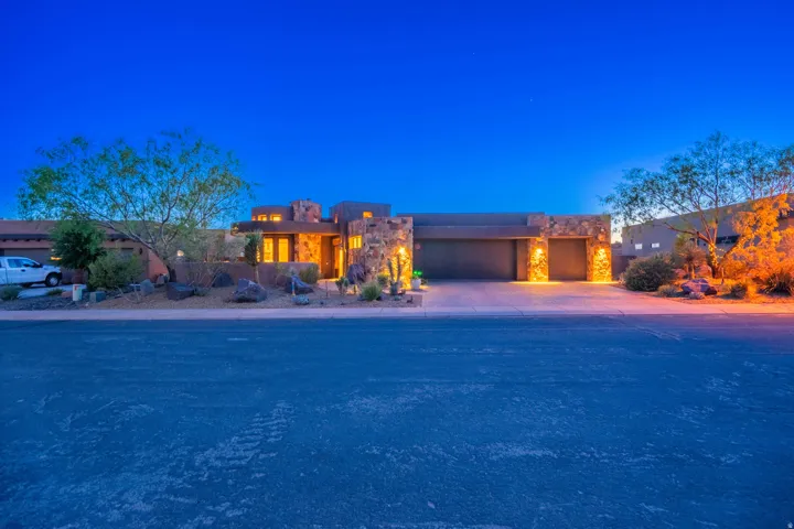 3202 S Sandstone Dr, Hurricane, Utah 84737
