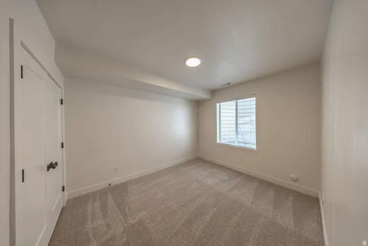 1878 W Springwater Ln, Vineyard, Utah 84059