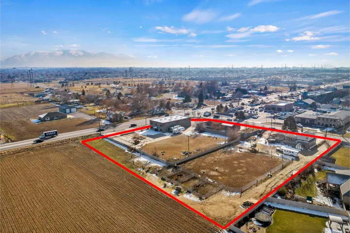 2016 W 2300 N, Clinton, Utah 84015