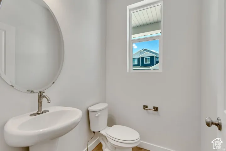 6729 S Quarter Dr #248, West Jordan, Utah 84081