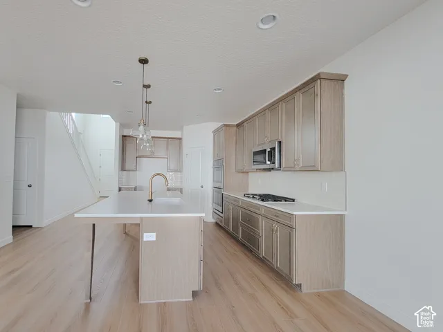 6692 S Shadow Peak Rd #20, West Jordan, Utah 84081