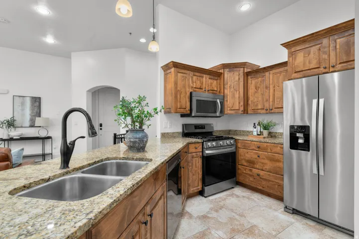 5198 N University Ave #401, Provo, Utah 84604