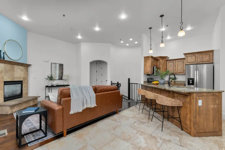 5198 N University Ave #401, Provo, Utah 84604