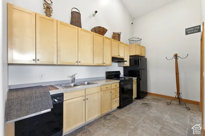 6749 N 2200 W #b 102, Park City, Utah 84098