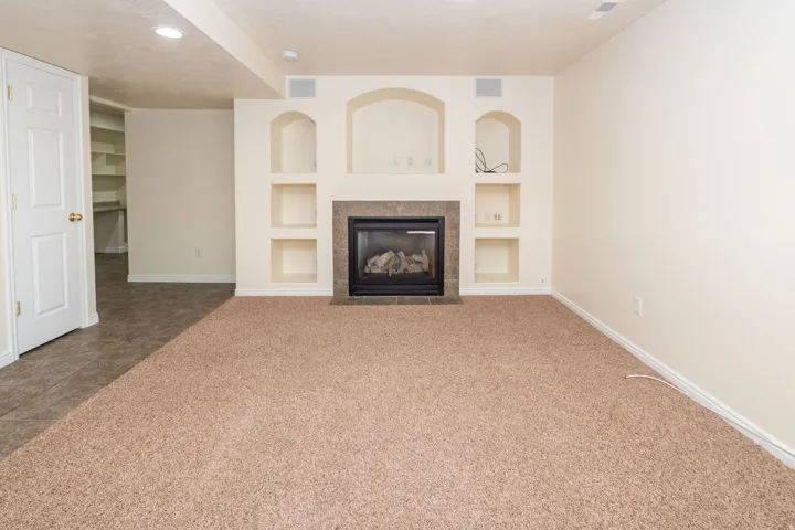 936 S Davis Creek Ln, Farmington, Utah 84025
