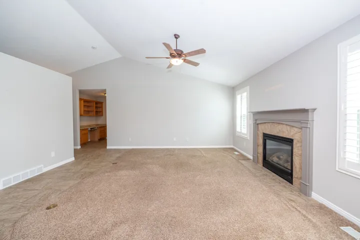 936 S Davis Creek Ln, Farmington, Utah 84025